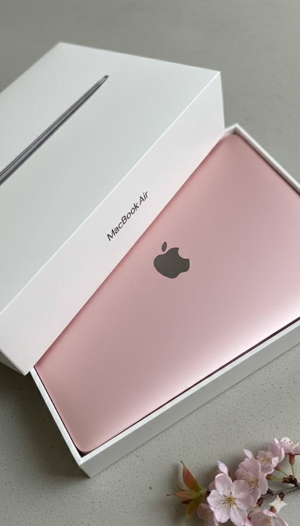 MacBook Air rosa.. Rosa, plata y blanco.